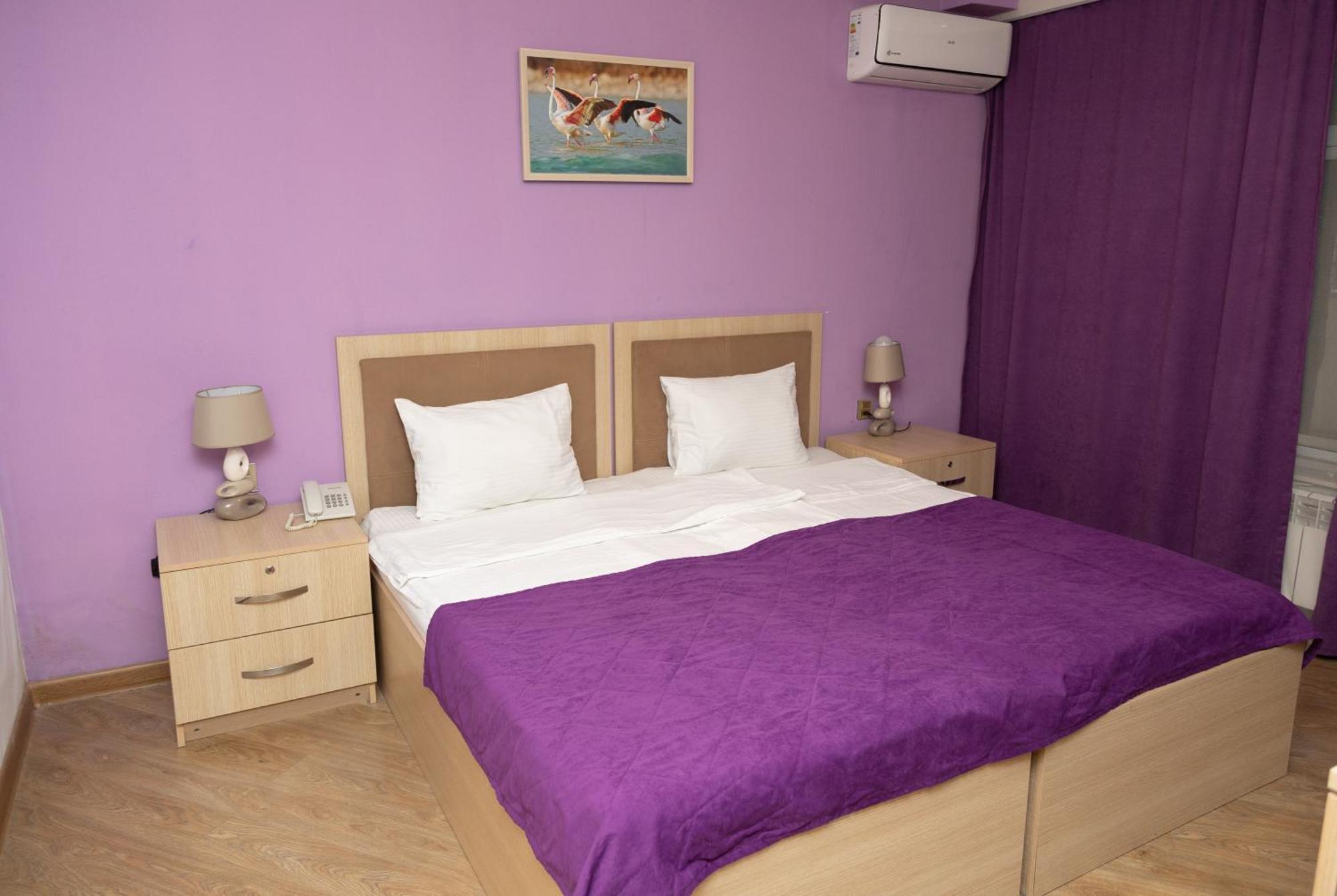 Flamingo Hotel Baku Bagian luar foto