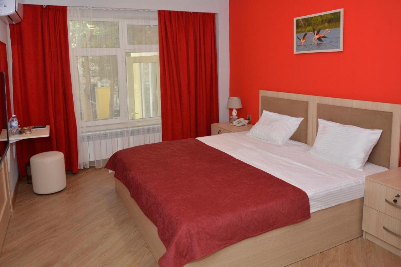 Flamingo Hotel Baku Bagian luar foto